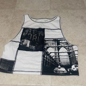 Social Tourist (Hollister)